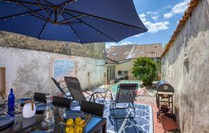 Patio nebo venkovní prostory v ubytování Awesome Home In Tonnay-Boutonne + 23 fotografií