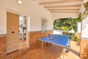 Stolný tenis v ubytovaní Villa Piedra Blanca alebo v jeho okolí