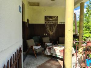 Balkón nebo terasa v ubytování Vila Dina