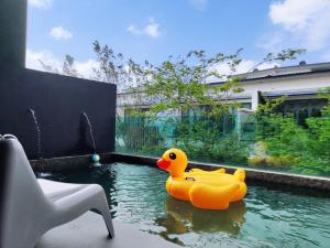 Bazén v ubytování Cyberjaya Puchong JWJ Pool Villa nebo v jeho okolí