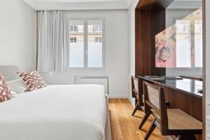 Posteľ alebo postele v izbe v ubytovaní Interior Design - Apartment 6P-2BR - Tour Eiffel + 11 fotografií