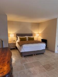 Postel nebo postele na pokoji v ubytování Bastide La Guilhabertie + 30 fotografií