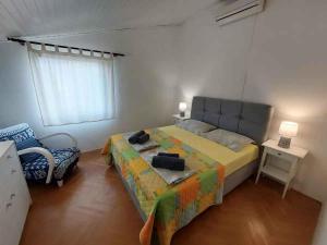 Postel nebo postele na pokoji v ubytování Holiday home in Kornic - Insel Krk 39437