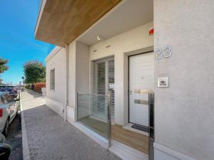 Ảnh trong thư viện ảnh của Modern City Apartment by Host Hero ở Civitanova Marche +42 ảnh