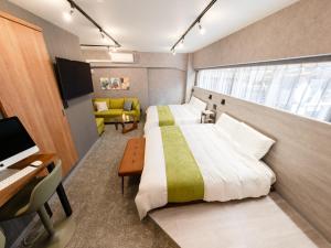 Posteľ alebo postele v izbe v ubytovaní Akihabara Sta 13min, Kanda Sta 10min,Ogawamachi 2min,Hotel Prime Inn Kanda,
