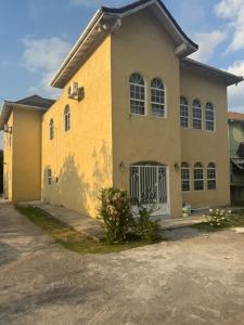 Hoone, kus villa asub