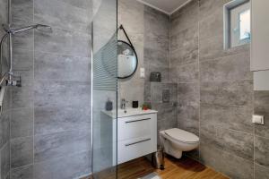 Łazienka w obiekcie Apartamenty Kuracyjna