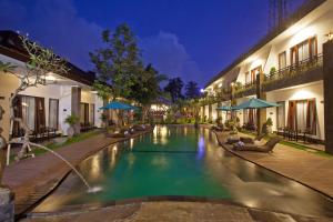 Piscina di Ubud Raya Boutique Hotel o nelle vicinanze