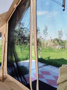 Voedselbos Camping Koperwiek外面的花园