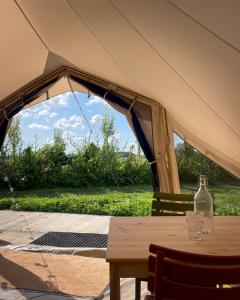 Zahrada ubytování Voedselbos Camping Koperwiek