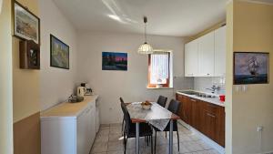 Køkken eller tekøkken på Sea View Danijela 2-4 pax