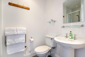 Phòng tắm tại Skiddaw Croft Bed & Breakfast