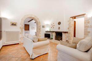 Φωτογραφία από το άλμπουμ του Il Trullo delle rose, Monopoli by IL PUMO DI PUGLIA σε Cozzana +29 φωτογραφίες