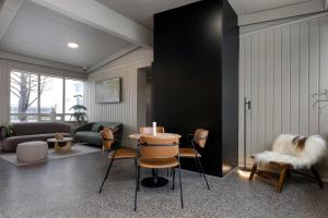 Stracta Hotel Mosfell的休息区