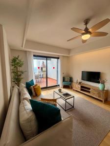 Μια τηλεόραση ή/και κέντρο ψυχαγωγίας στο SEAVIEW Luxury PENTHOUSE