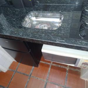 Gallery image of Kitnets a 200 m da praia in Peruíbe