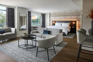 Χώρος καθιστικού στο The Westin Richmond +30 φωτογραφίες