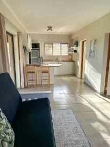 Η κουζίνα ή μικρή κουζίνα στο Out in the Green