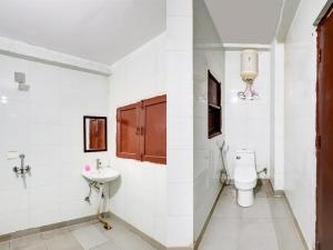 Koupelna v ubytování Hotel Great Near Hauz khas Deer Park + 27 fotografií