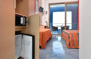 Ένα ή περισσότερα κρεβάτια σε δωμάτιο στο Damavi hotel +17 φωτογραφίες