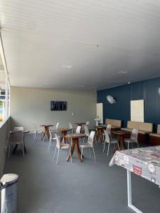 TV a/nebo společenská místnost v ubytování Pousada Ponta Negra