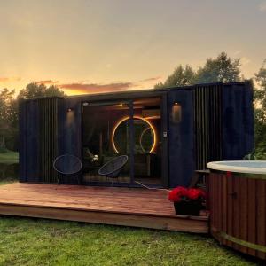 Fotografie z fotogalerie ubytování Reborn Cabins v destinaci Pabaži