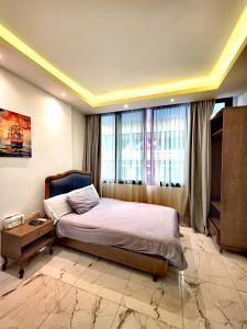 Postel nebo postele na pokoji v ubytování Sama Hamra Hotel