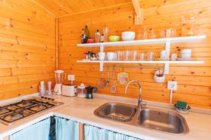 Φωτογραφία από το άλμπουμ του Secluded cabin in an organic farm, 1bd with AC, pet friendly σε Orgiva