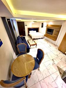 Istumisnurk majutusasutuses Sama Hamra Hotel