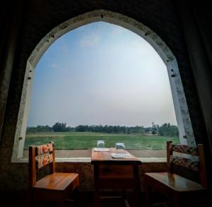 Fotografie z fotogalerie ubytování Qila Hotel v destinaci Pipalsāna