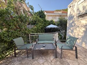 Patio nebo venkovní prostory v ubytování Al Mare Vacation Home