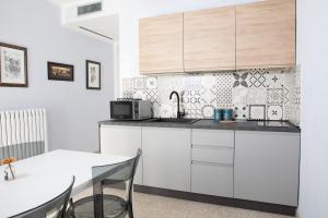 Kuchyň nebo kuchyňský kout v ubytování Casa VACANZE MADONNA DELLA SANITA'