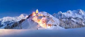 Montasio SELLA NEVEA Condominio Bucaneve TARVISIO ITALY v zimě