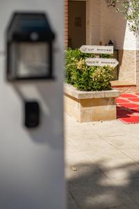Φωτογραφία από το άλμπουμ του DownHouse Habitacions σε Roda de Bara
