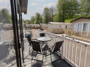 Balkón nebo terasa v ubytování Haven