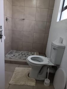 Ένα μπάνιο στο Zindi Zindiza Lodge
