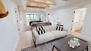 Posezení v ubytování Selah on the Sound