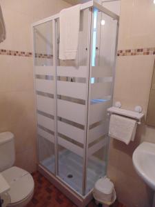 Kúpeľňa v ubytovaní APARTAMENTOS OUTEIRO