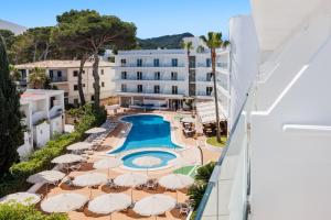 Πισίνα στο ή κοντά στο Hotel O7 ALONDRA