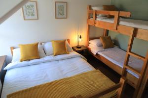 Postelja oz. postelje v sobi nastanitve Glengarriff Hostel