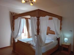 Postel nebo postele na pokoji v ubytování la fonte