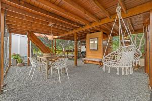 Mynd úr myndasafni af Eco-Friendly Glamping with Private Pool í Cabo Rojo