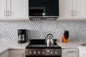 Η κουζίνα ή μικρή κουζίνα στο Cozy Back Bay Studio and Close to Fenway