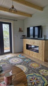 Η κουζίνα ή μικρή κουζίνα στο Luachra Lodge