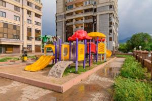 Herní místnost nebo prostor pro děti v ubytování Alatau Grand View Suites by MEGA