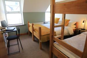 Postelja oz. postelje v sobi nastanitve Glengarriff Hostel