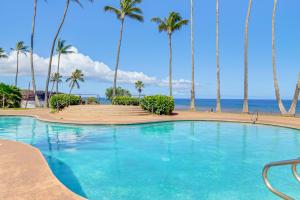 Sundlaugin á Oceanfront Condo with Pool Access on Molokai! eða í nágrenninu