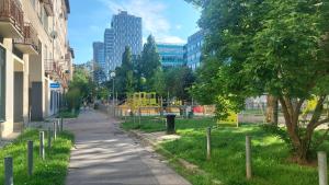 Vonkajšia záhrada v ubytovaní Practical flat Nivy centre