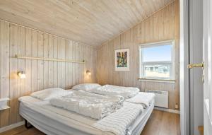 Postel nebo postele na pokoji v ubytování Holiday Home Bjerregårdsvej Denm I