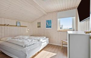 Postel nebo postele na pokoji v ubytování Holiday Home Bjerregårdsvej Denm I